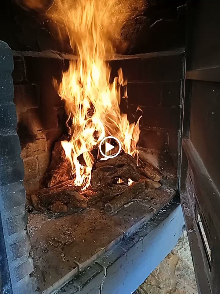 Bar Restaurante La Atalaya BRASA — Videos