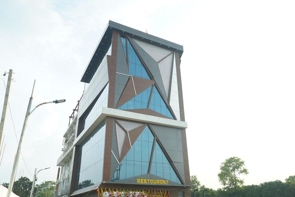 Mango Tree Hotel