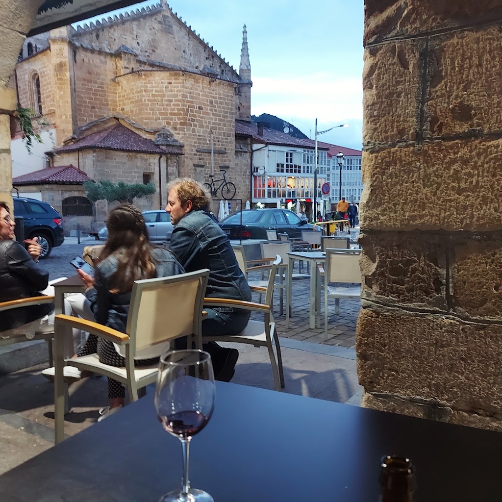 Bar Restaurante La Union — Ambiente