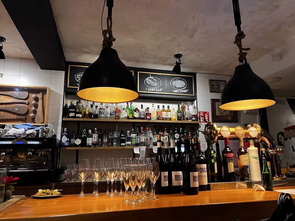 Restaurante La Vasca — Ambiente