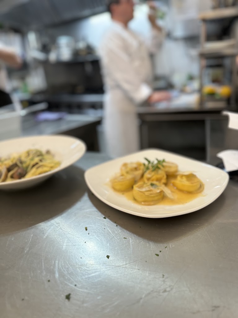 Trattoria y pizzeria Capitol — Del propietario