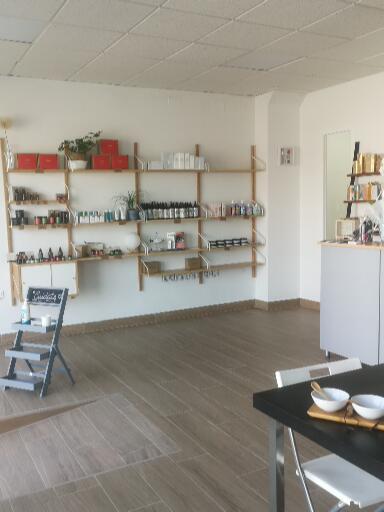 PAOLA FERNANDO Beauty Studio — Interior