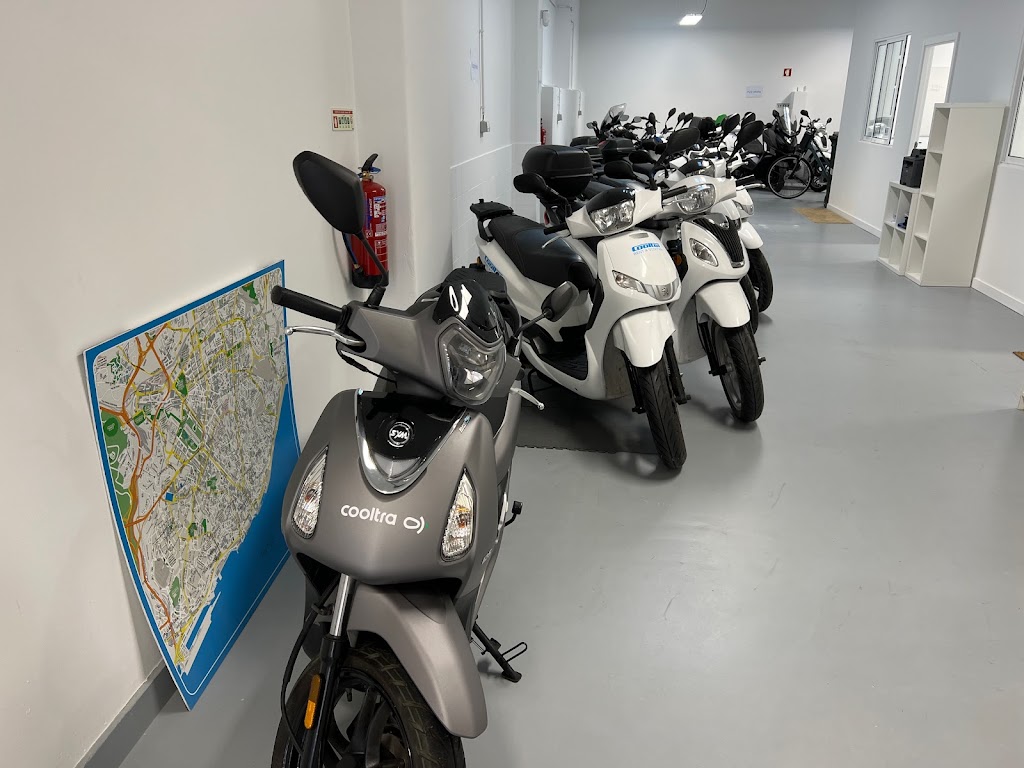 Cooltra Lisboa Aluguer de motos por dias e meses em Lisboa em Lisbon