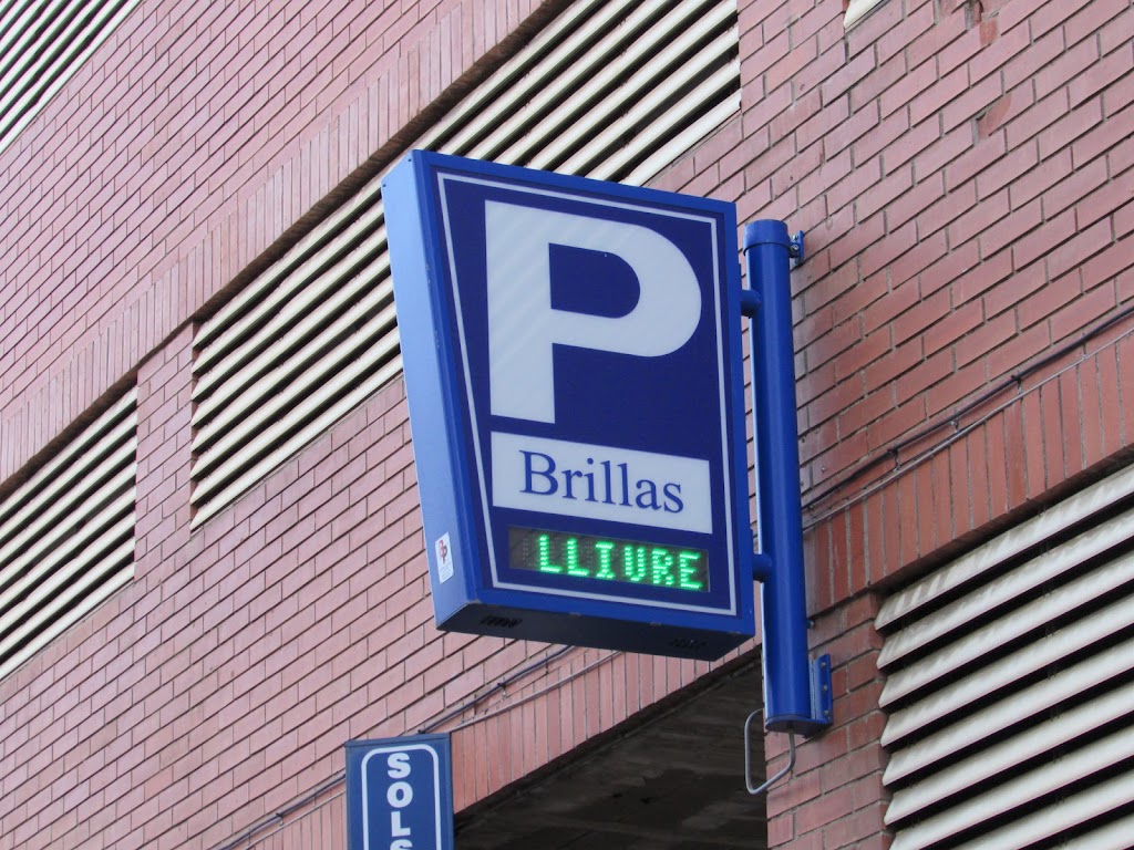 Parking Brillas — Signo