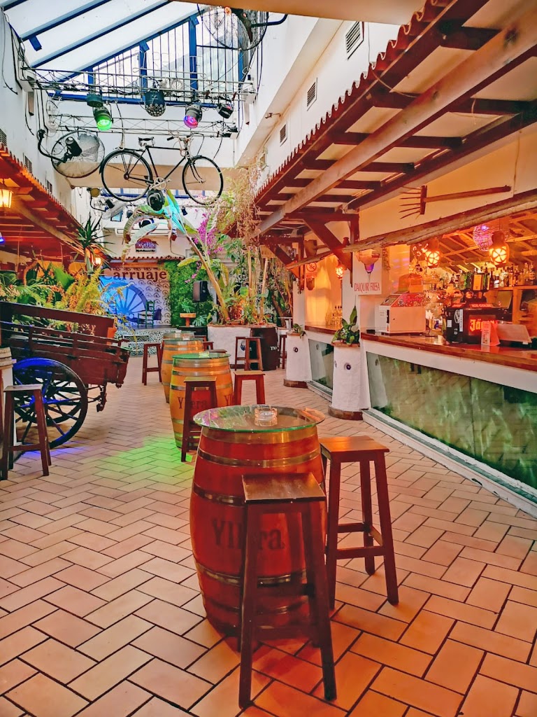 CARRUAJE COPAS CONIL