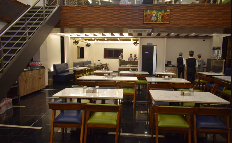 Hotel Shree Ashoka Veg Regency