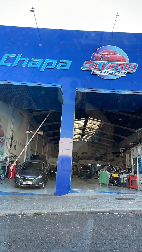 Chapa y Pintura Silverio e Hijos — Exterior