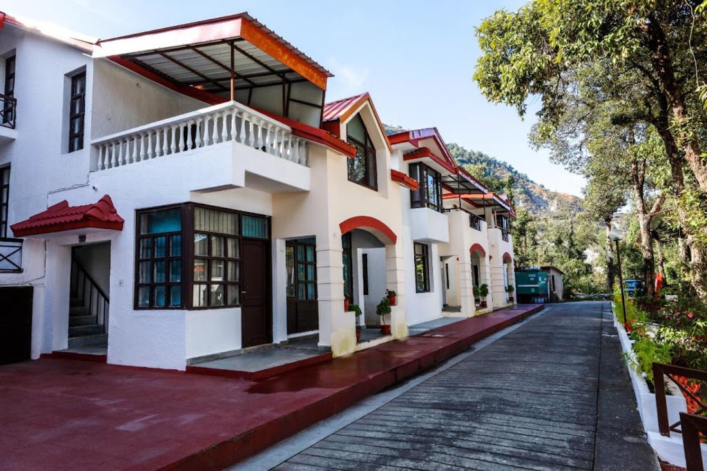 Surbee Resorts Mussoorie