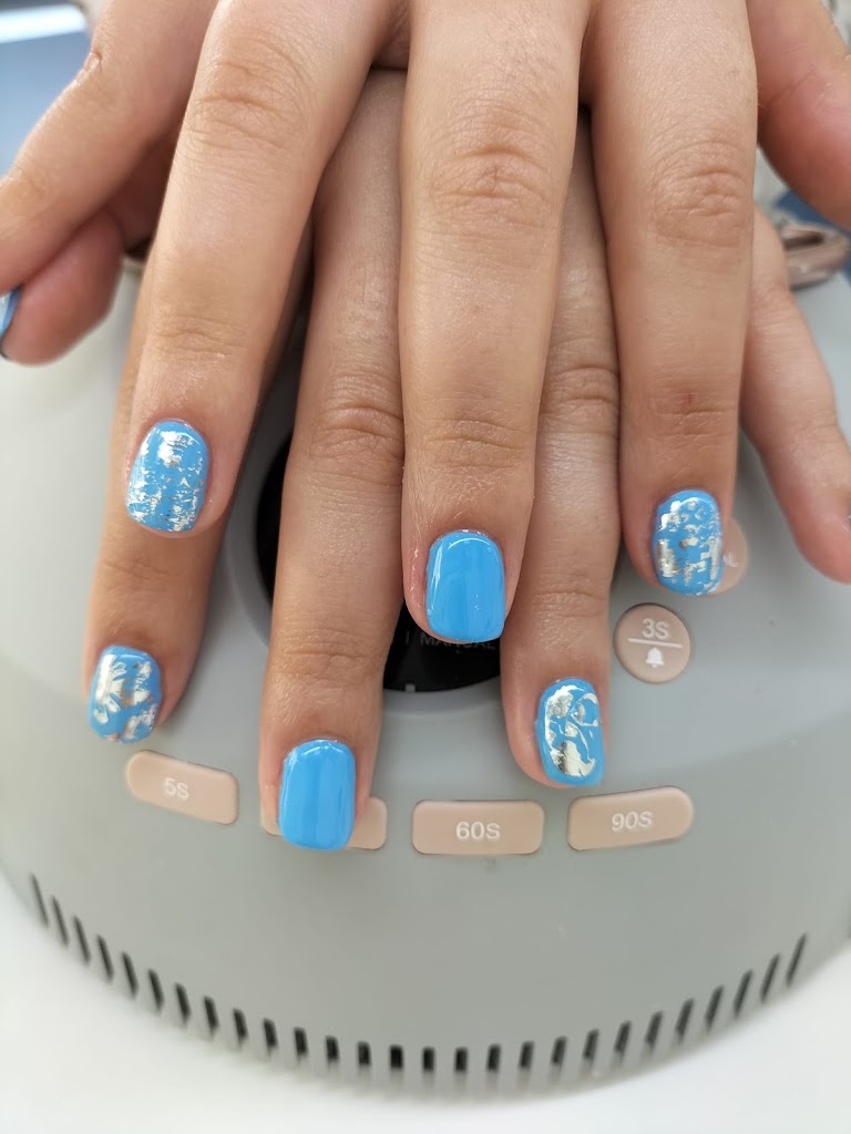 Blooms Vigo — Manicura