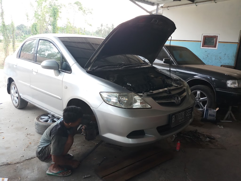 Bengkel Mobil "SOBAR"
