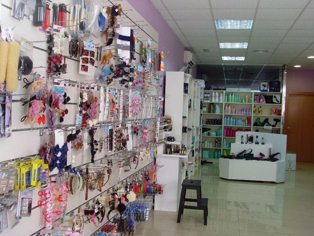 Arnandis, Suministros de peluqueria y estetica — Interior