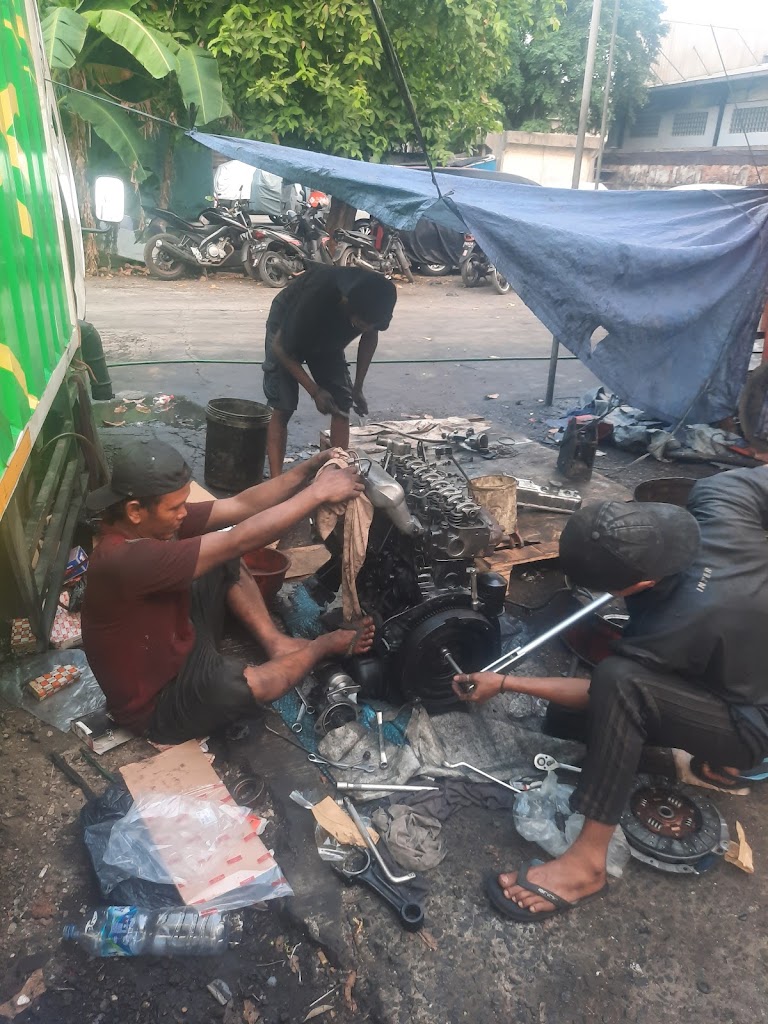 Bengkel truk terdekat reza motor