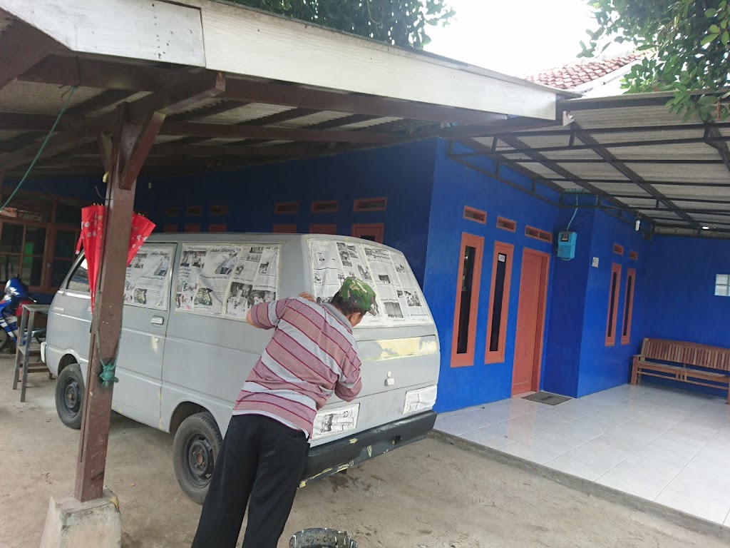 Bengkel mobil cemerlang Bapak UUS