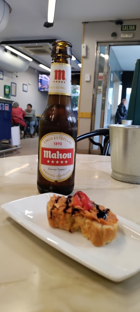 Rio Mar — Comida y bebida