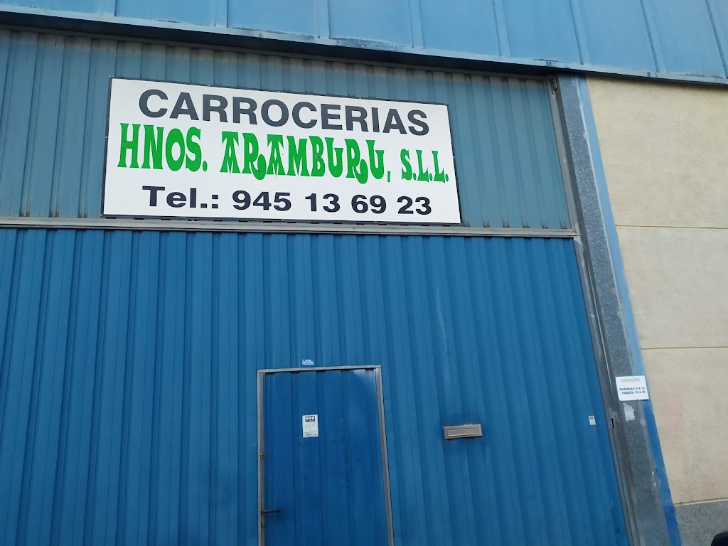 Carrocerias Hermanos Aramburu — Exterior