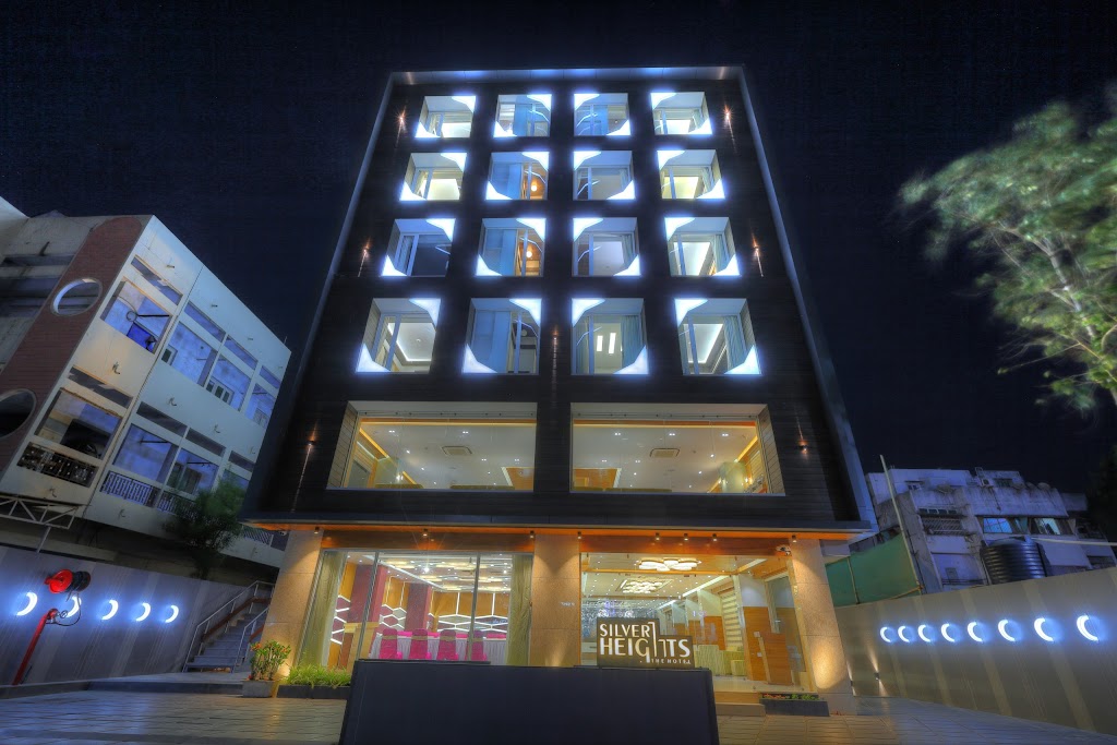 Hotel Silver Heights