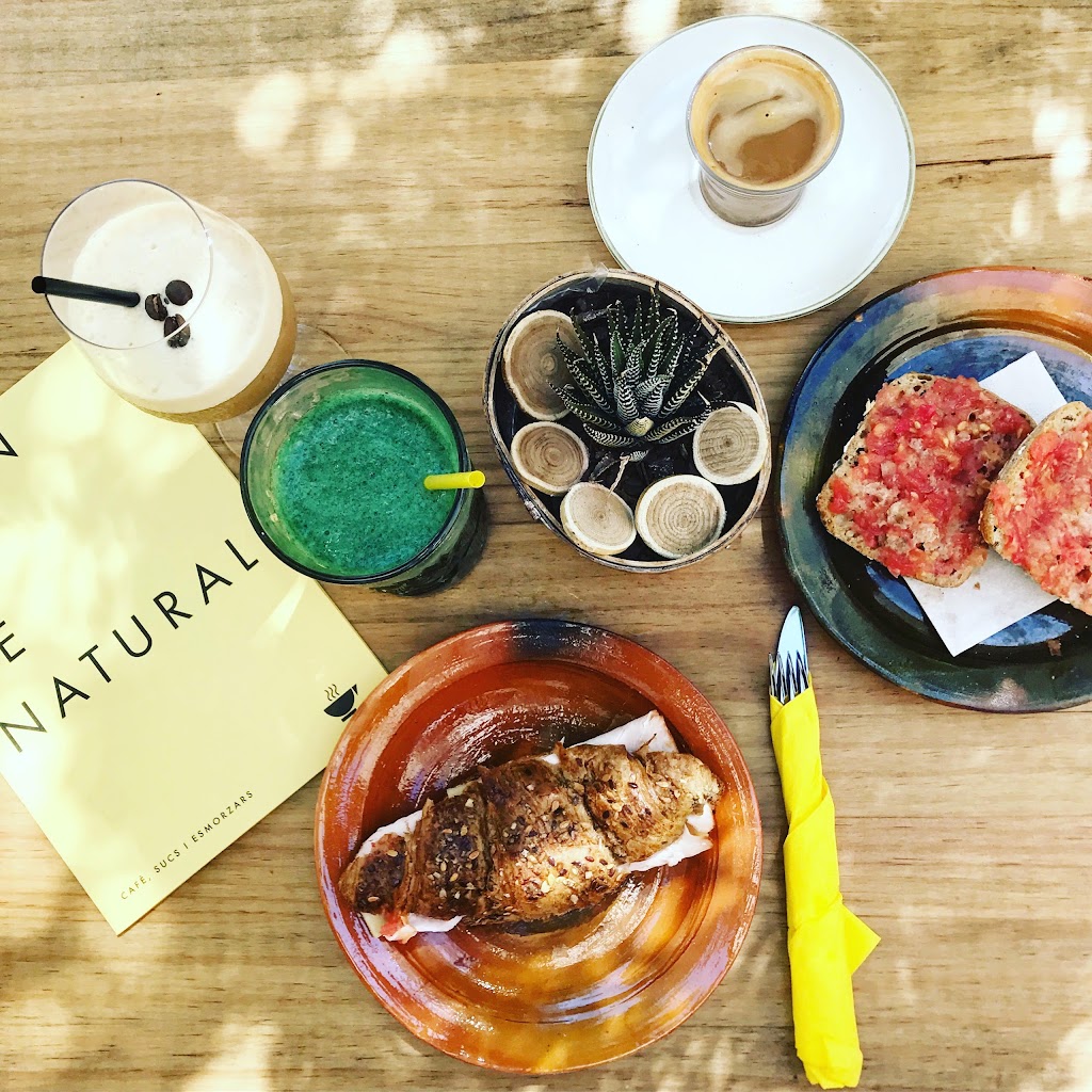 Born — Comida y bebida