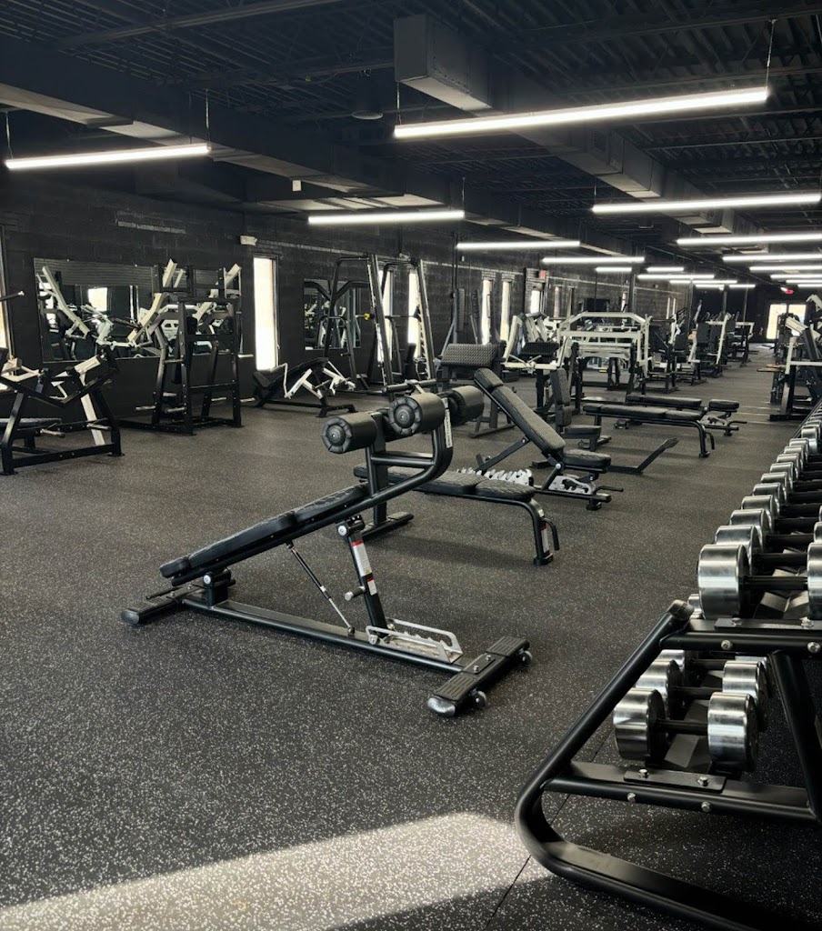  Baynes Bodybuilding Gym