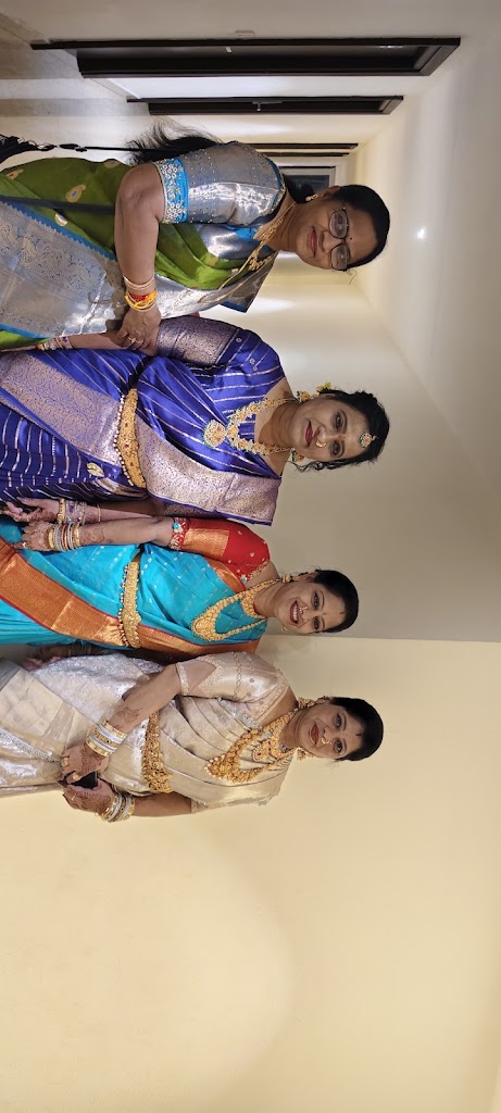 Siri Sri Beauty Parlour