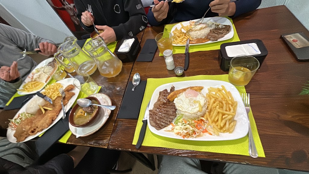 Bar latino La sucursal — Mas recientes