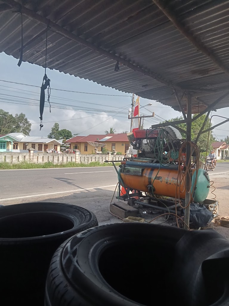 Tambal Ban PANDA SINAGA