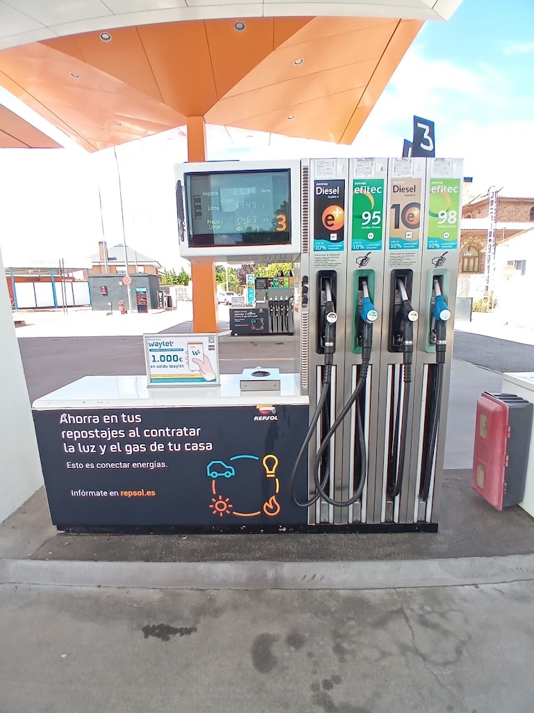 Estacion de Servicio Repsol — Estacion de servicio