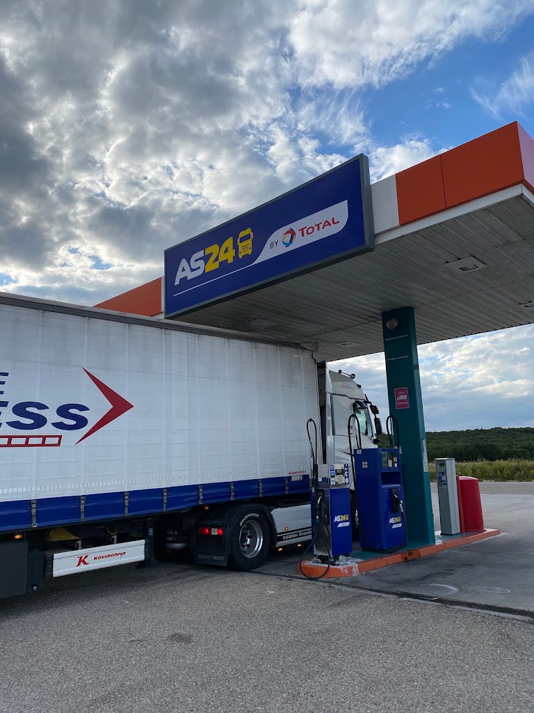 AS 24 — Estacion de servicio