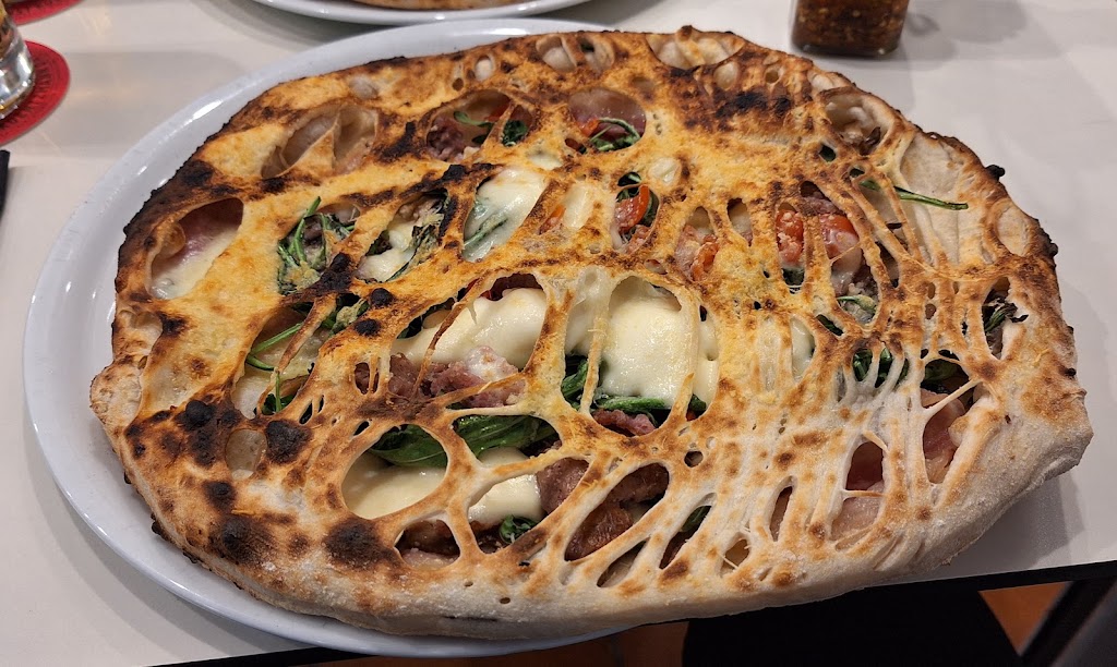 Pizzeria Fuoco&Pizza — Comida y bebida