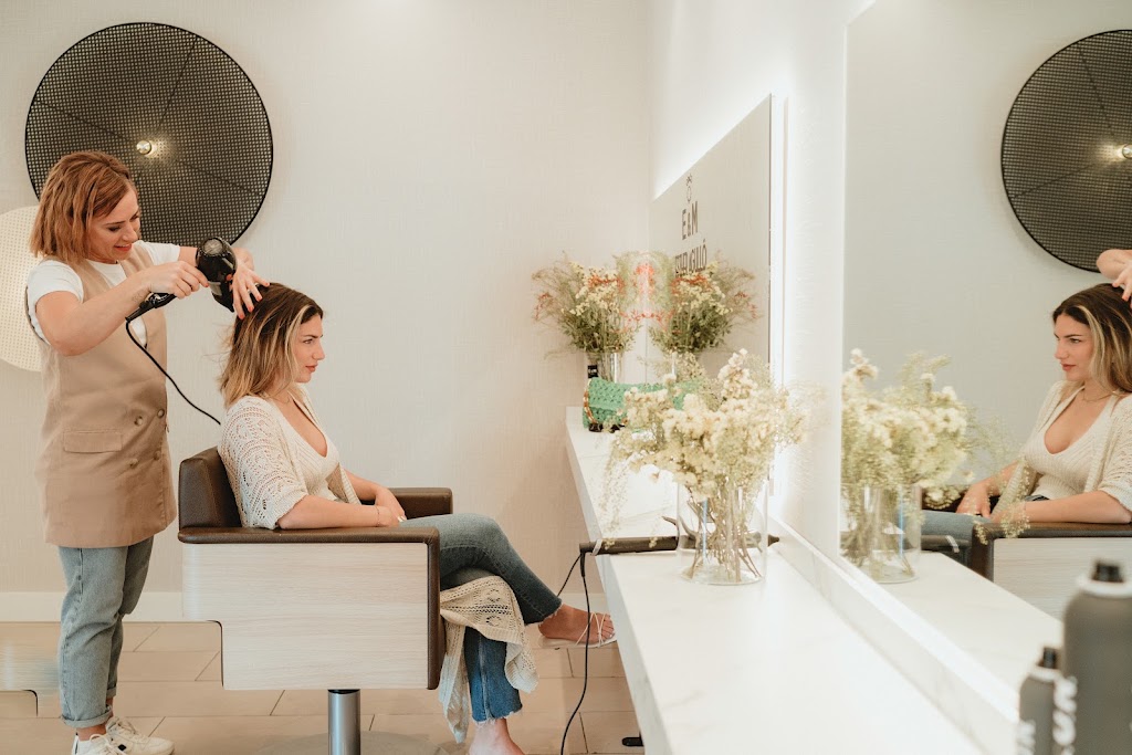 E&M Peluqueria y Estetica — Peinado