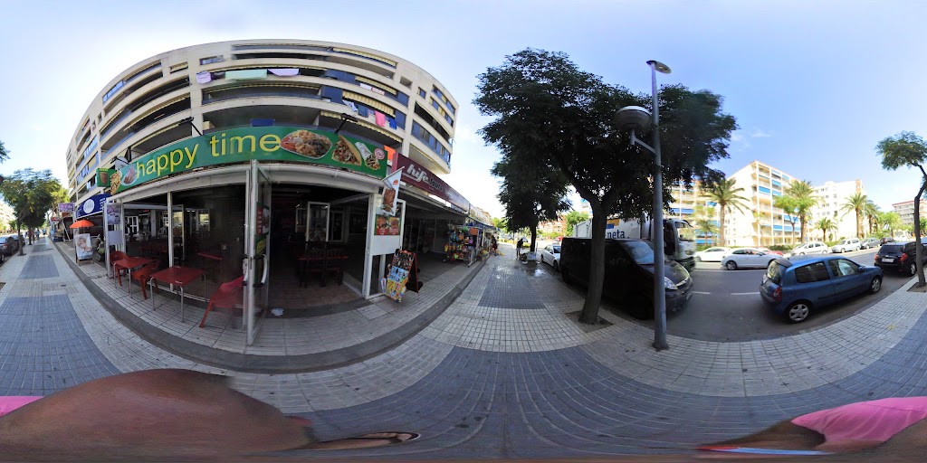 La Penda Peluqueria — Exterior