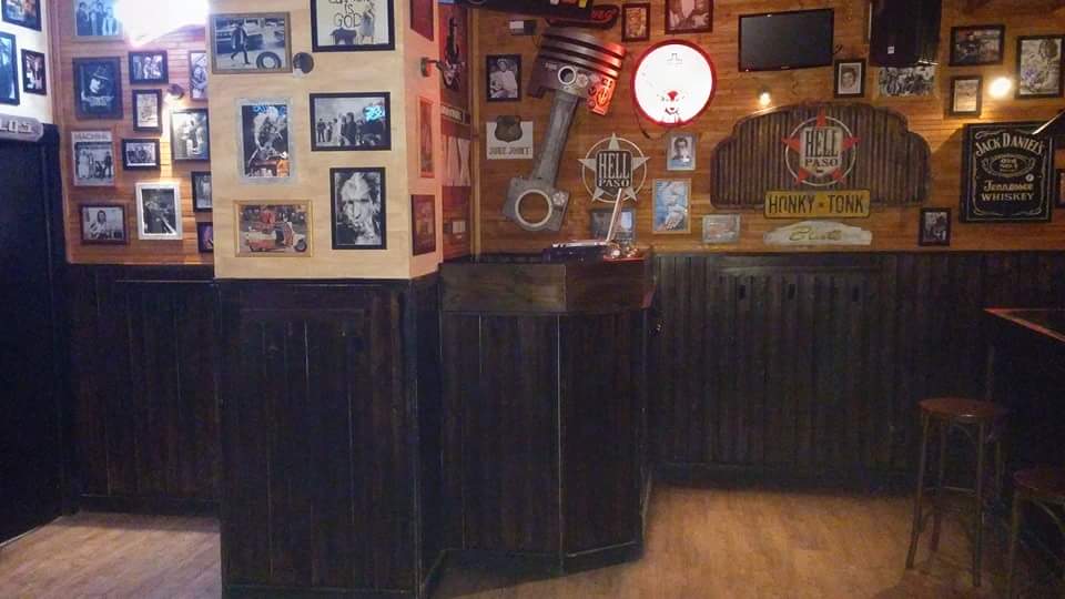 Costy's Pub — Ambiente