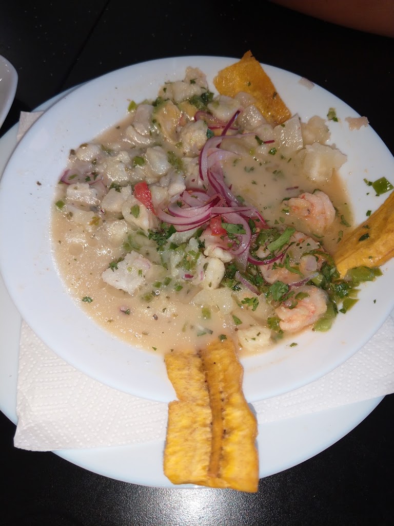 El Guasmeno — Comida y bebida
