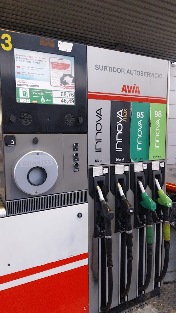 Gasolindegia / Estacion Servicio -AVIA-(Logrono norantzan/direccion Logrono) — Estacion de servicio