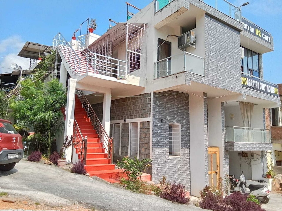 Narayan Guest House