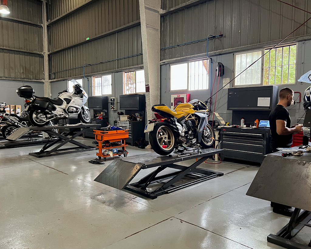 El Motorista Algeciras (Taller) — Interior