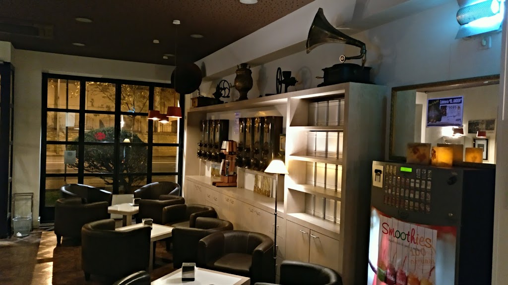 El Anden Cafe