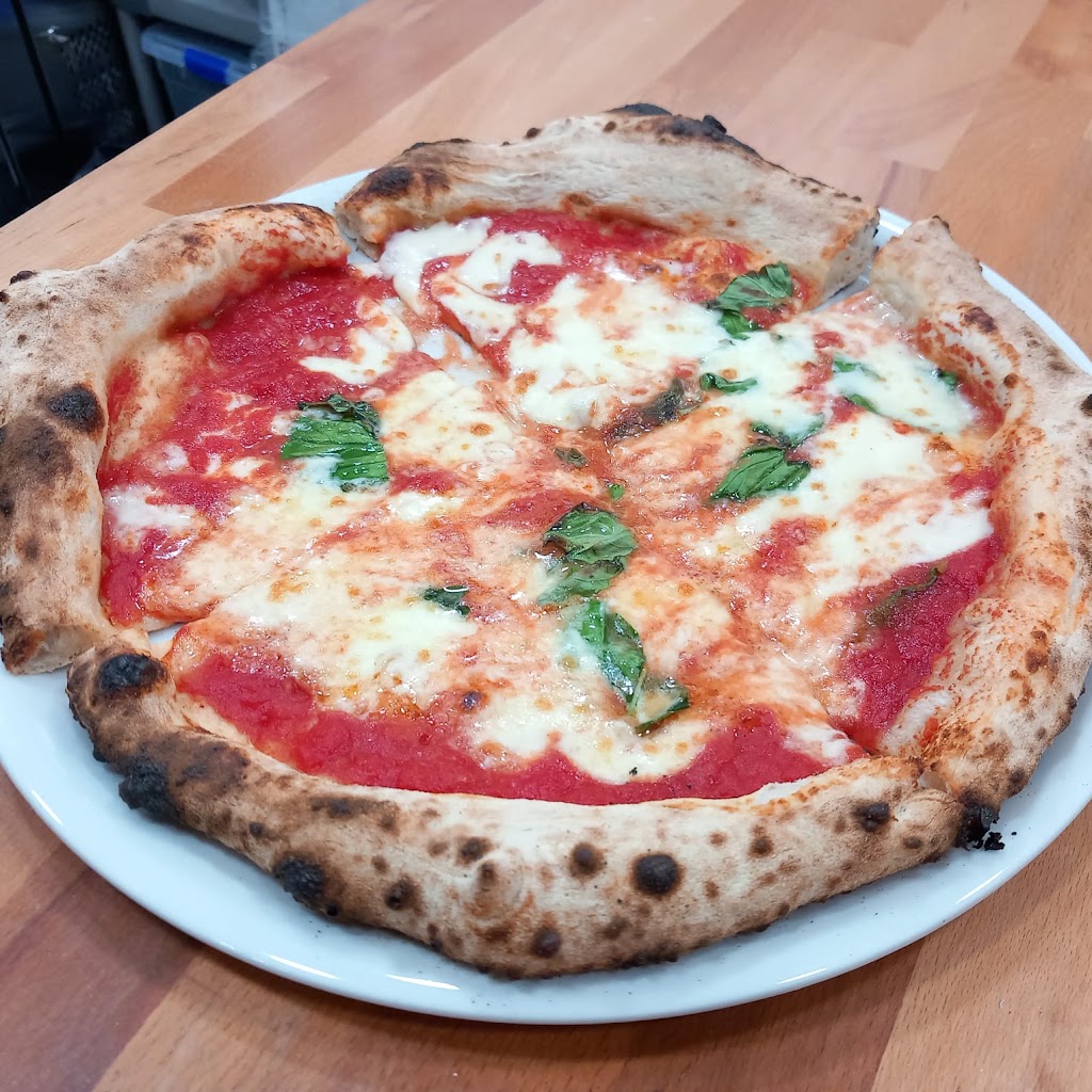 La Leggenda di Napoli — Comida y bebida
