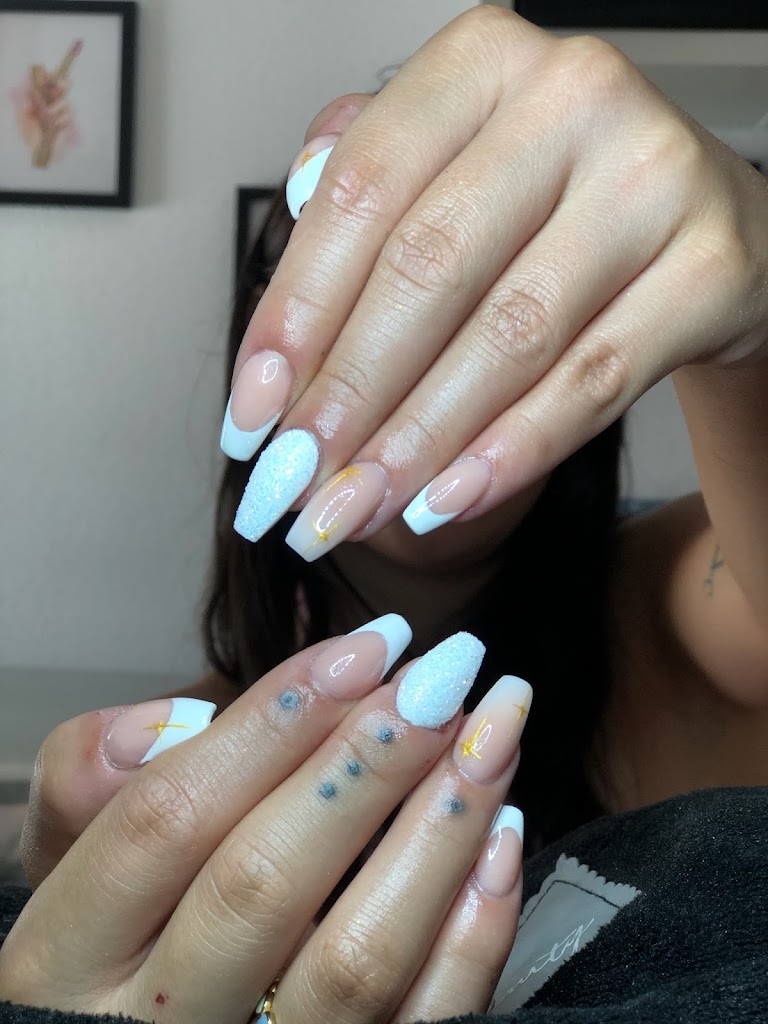 Naatjj Beauty — Manicura