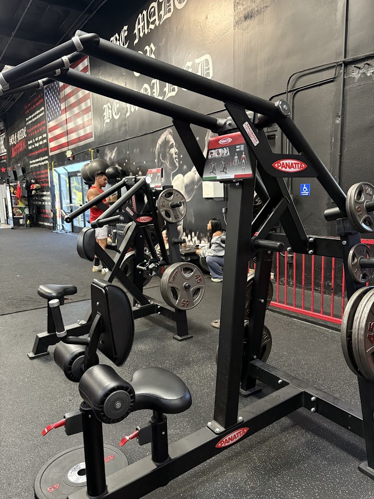  Bri Gomez | Fitness Trainer + Nutrition Coach