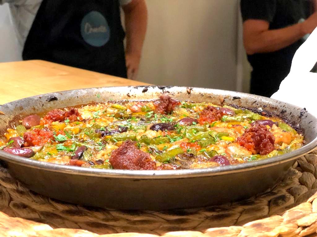 Arjau Mao — Comida y bebida
