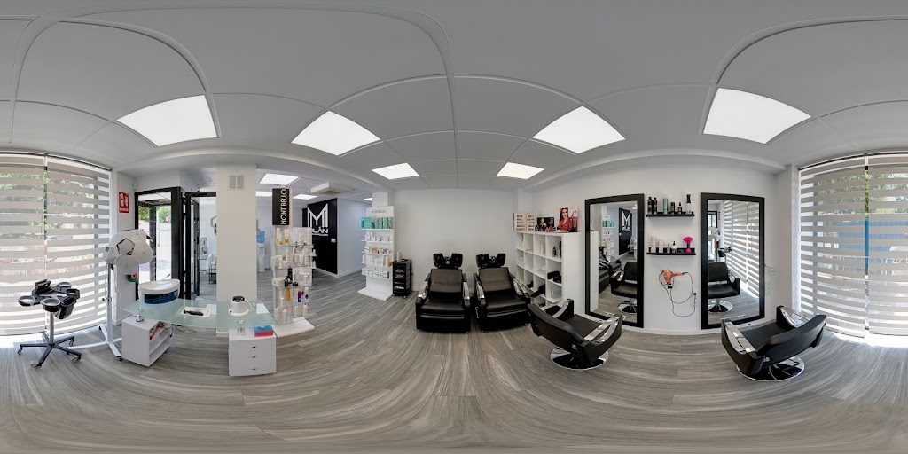 Milan Salon de Belleza — Interior