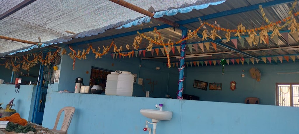 Lakshmi Family Restaurant And Fast Food Center