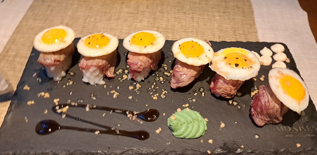 Restaurante Blue Monkey — Comida y bebida