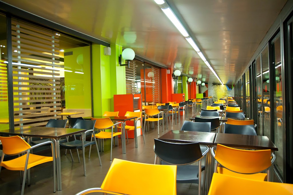 McDonald's Salou — Ambiente