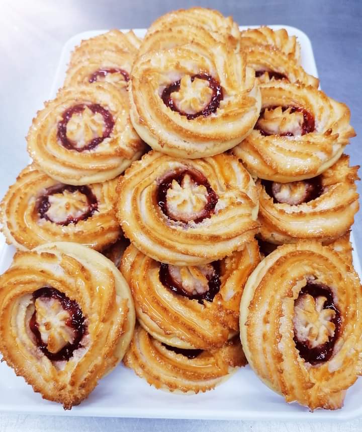 Panaderia pasteleria cafeteria alemana — Comida y bebida