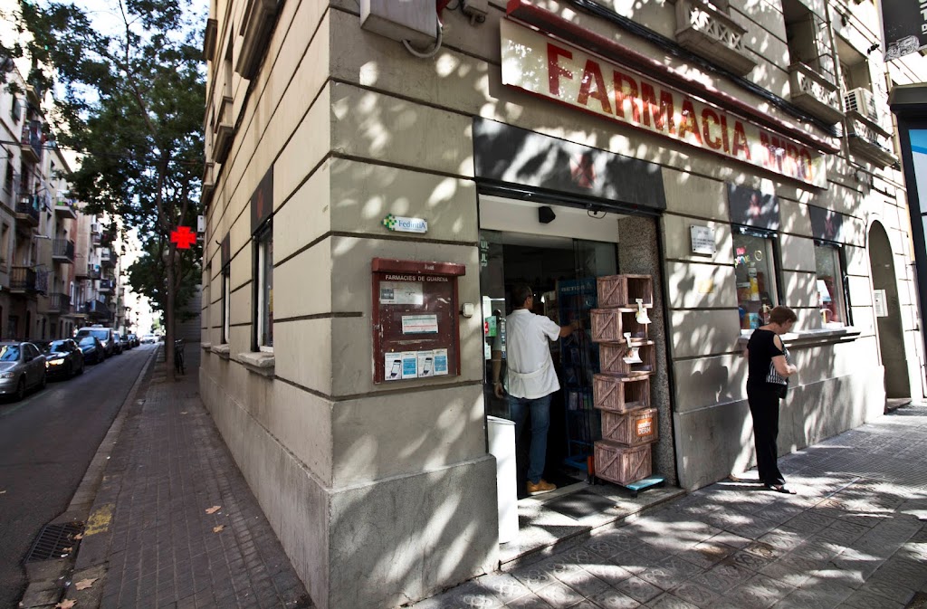 Farmacia Antonio Miro — Del propietario