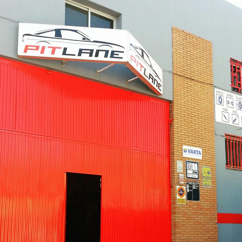 Taller PitLane — Exterior