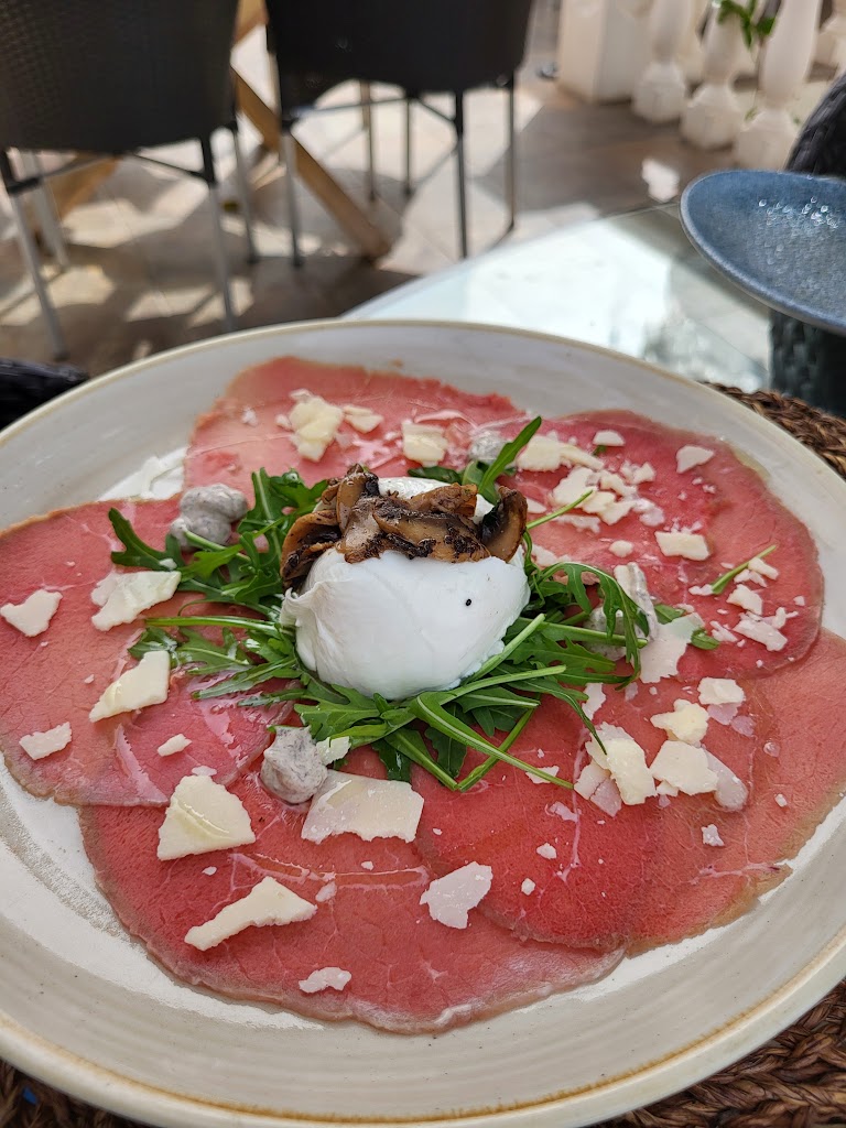 Restaurante Rossini — Comida y bebida