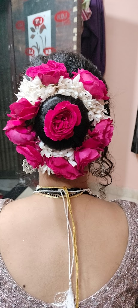 Soundarya Beauty Parlour