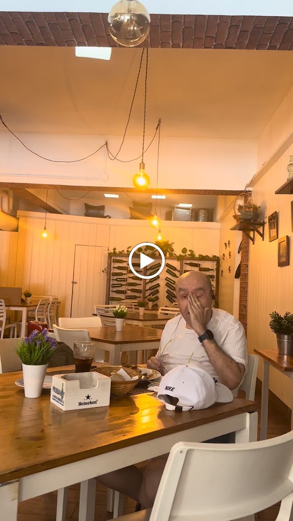 Bar Casi Guachinche — Ambiente